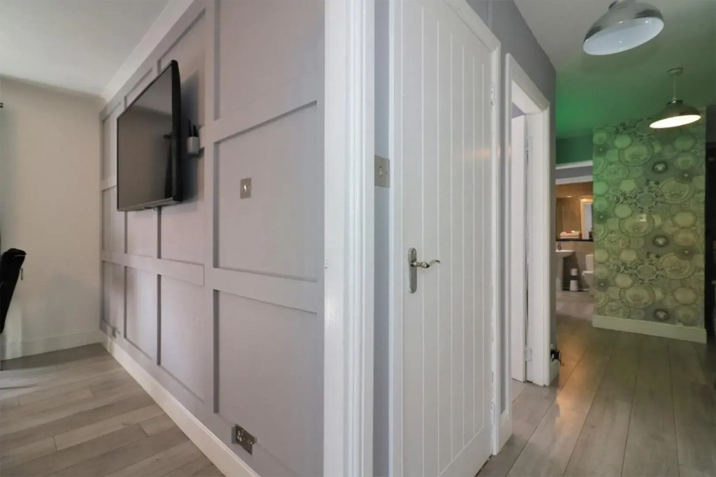 2 Bedroom Apartment at SECC Hydro Full Refurb GREAT LOCATION PRIVATE FREE PARKING