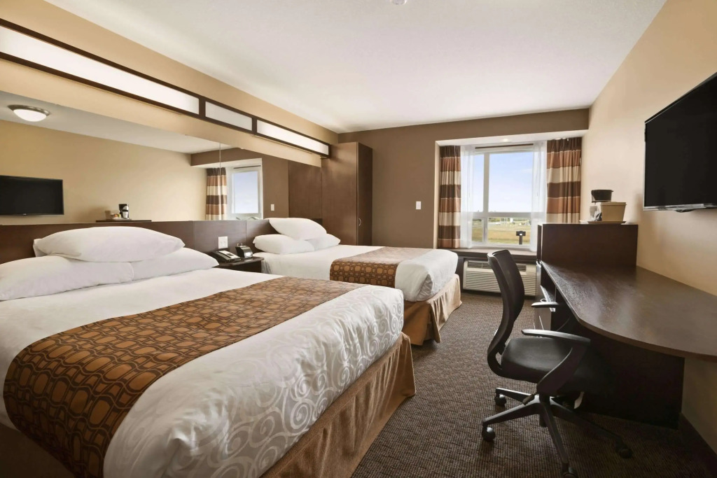 Microtel Inn & Suites by Wyndham Blackfalds Red Deer North