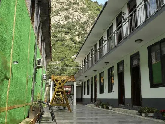 Wutai Mountain Hemu Jianshan Homestay (Wuye Temple Branch)