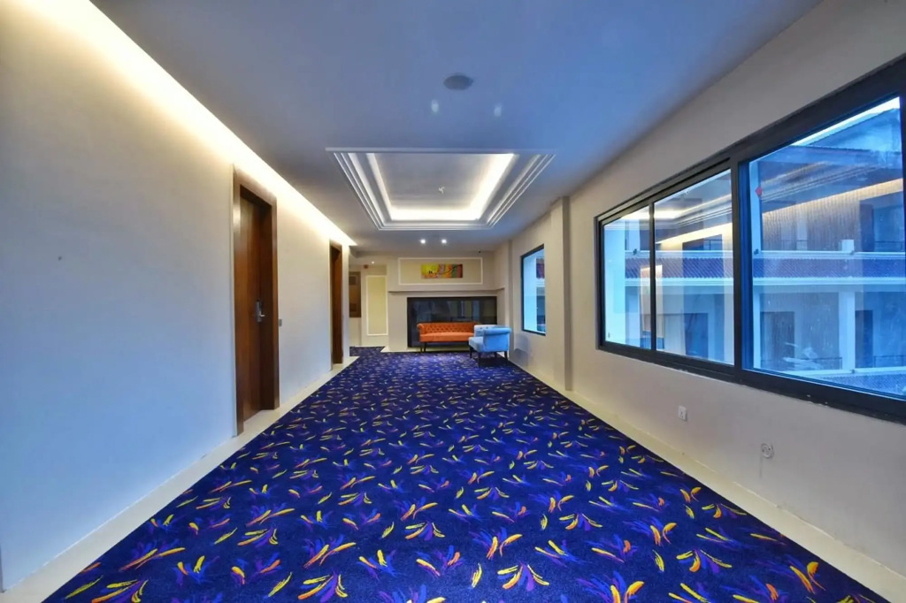 Hotel Orchid Resort
