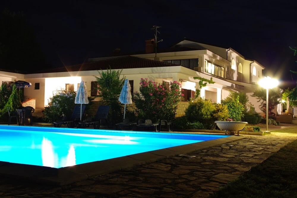 Hotel Holiday