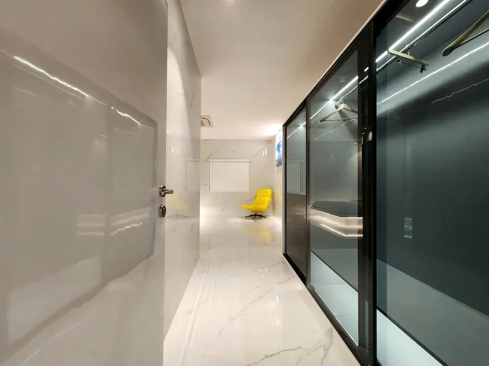 Landcorp hotels