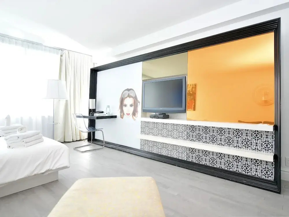 5 Condo Hotel South Beach 2 Queen and 1 King 521