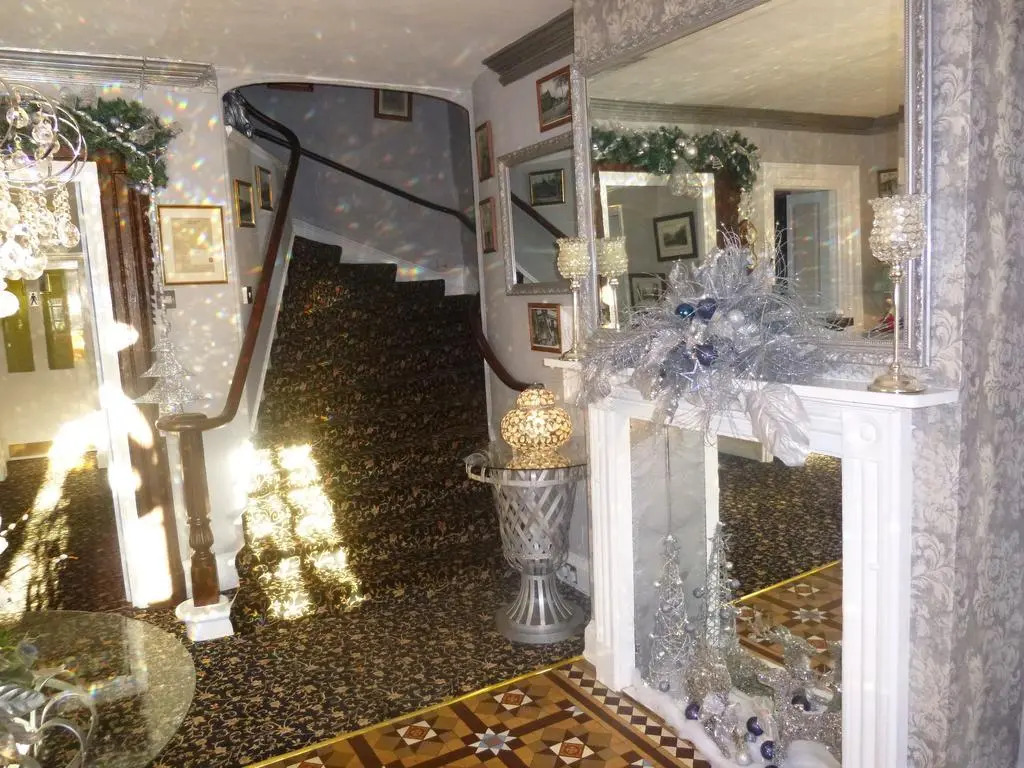 Castle Hotel