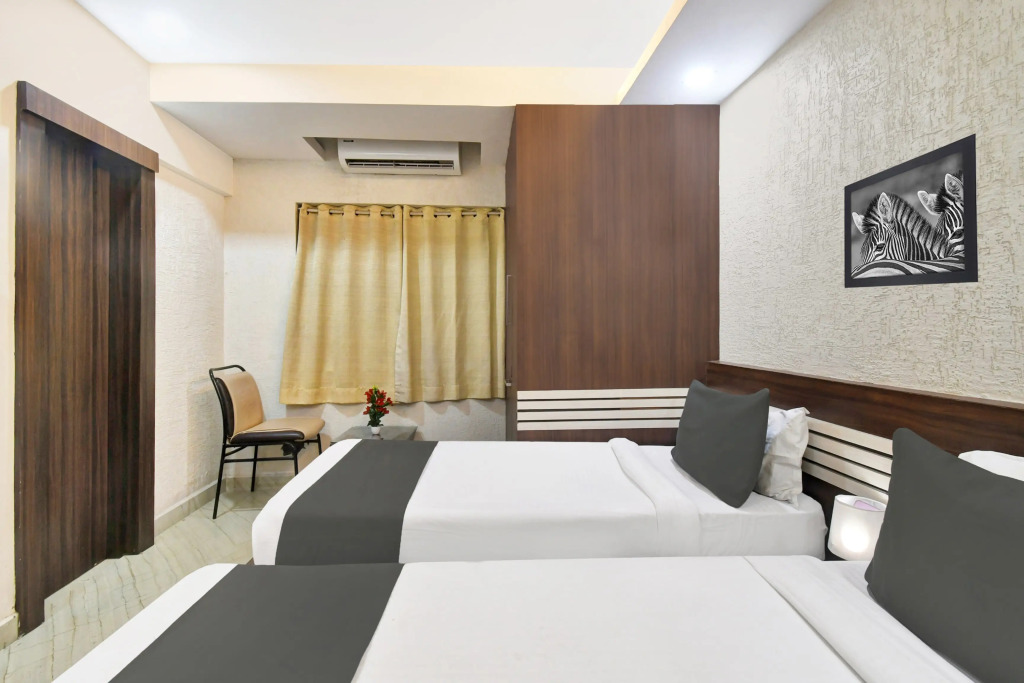 OYO 11639 Hotel Accord
