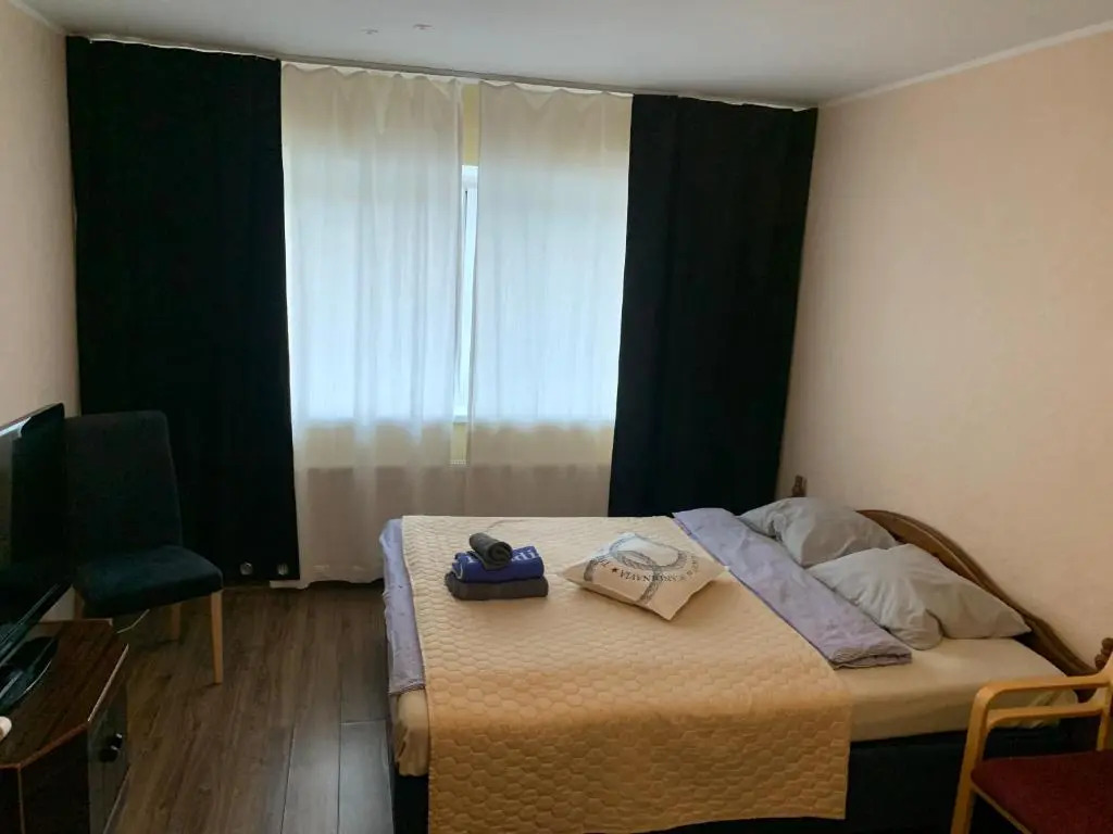 K84, Nice 2- bedroom apartment - 2 big beds 1 single bed