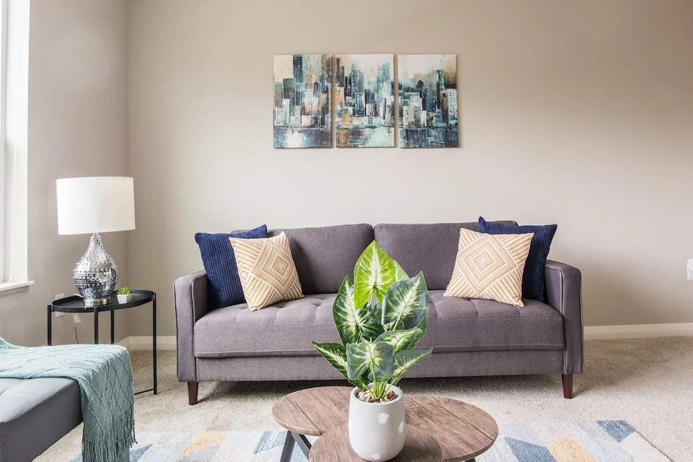 Urban Apartments with Parking Pool Balcony