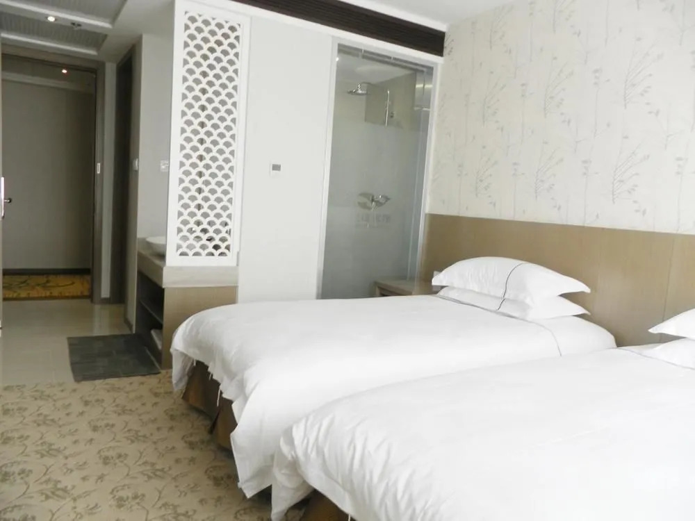 Rongcheng Celebrity Hotel High Speed Rail Station Shop