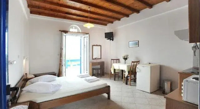 Nostos Beachfront Apartments & Studios