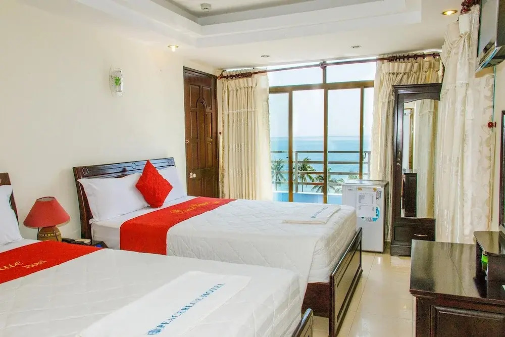 SPOT ON 1098 Peace Blue Hotel