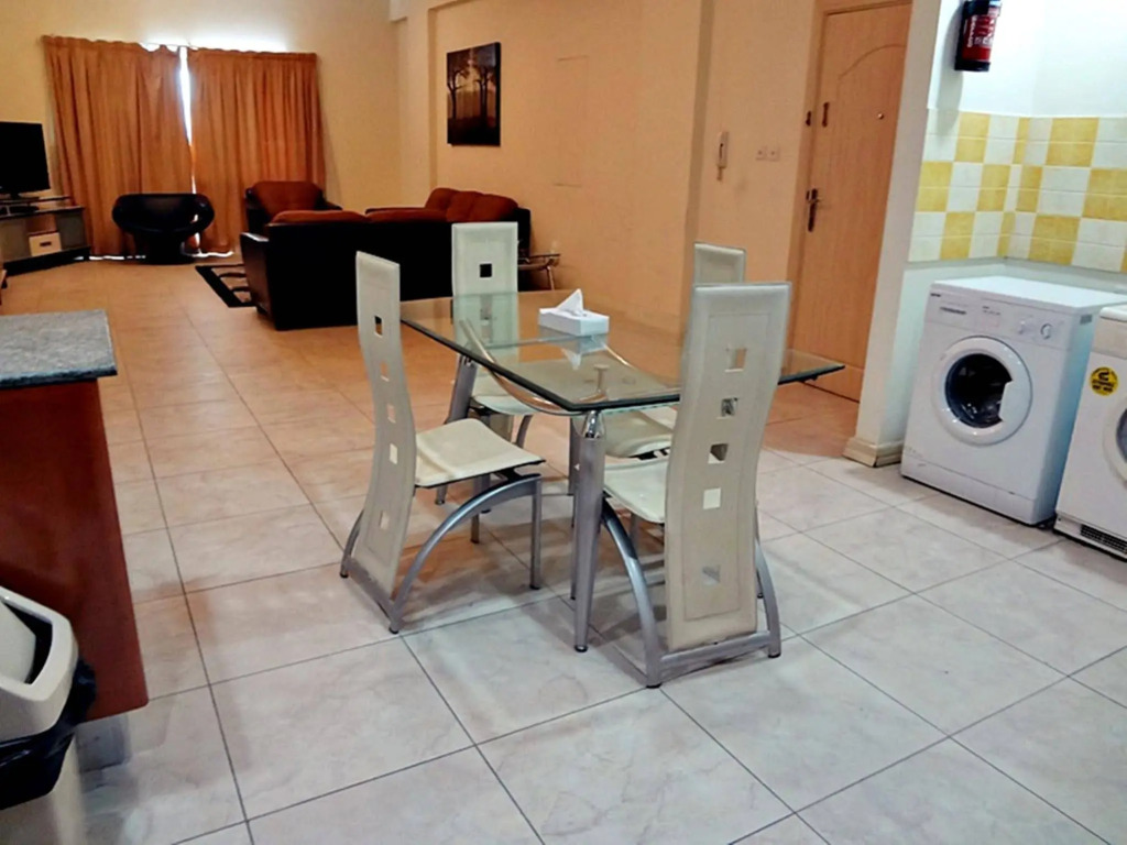 Desert Pearl Hotel Apartment