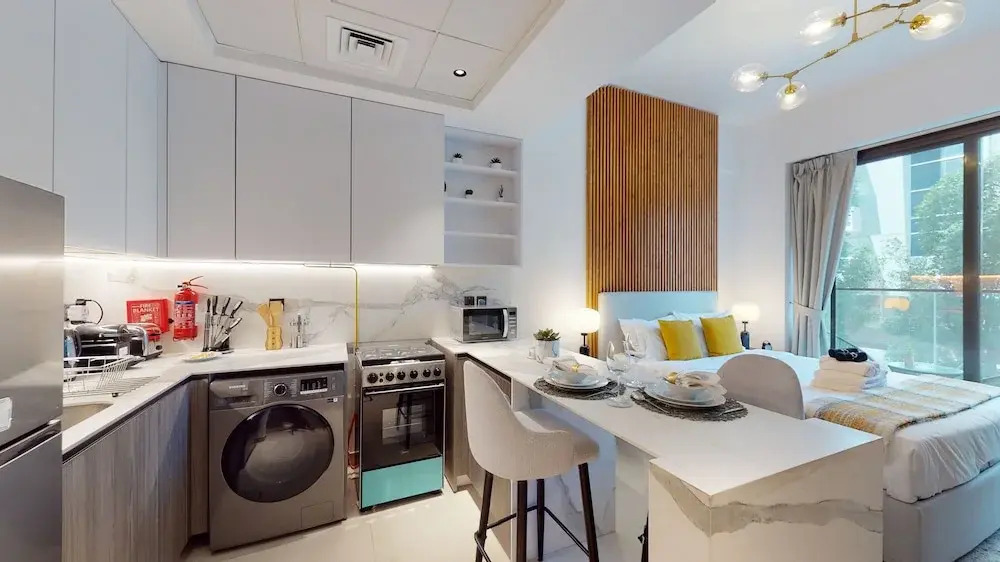Euro Residence 105