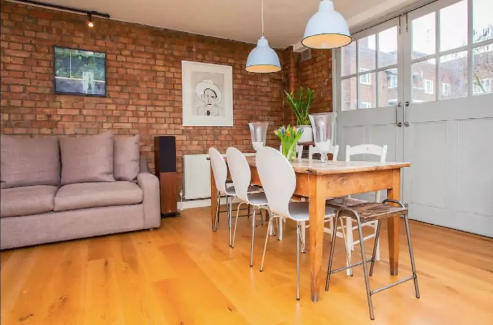 Central 2 Bedroom Loft