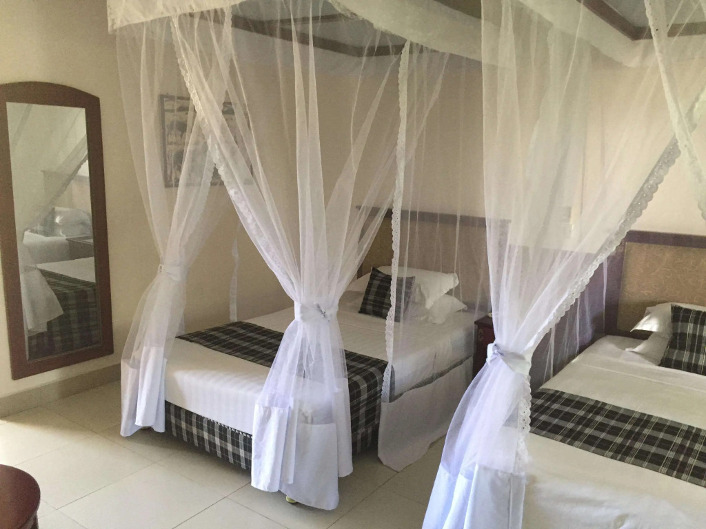 Oceanic Bay Hotel & Resort