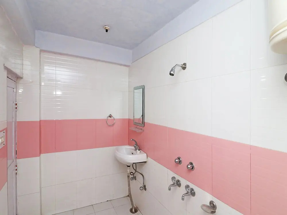 OYO 14238 Home Valley View Studios Hadimba Road