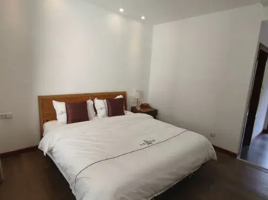 Youju B&B (Qingyuan Taihe Ancient Cave Gulongxia Branch)