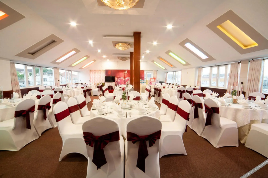 Rum Vang Hotel Da Lat