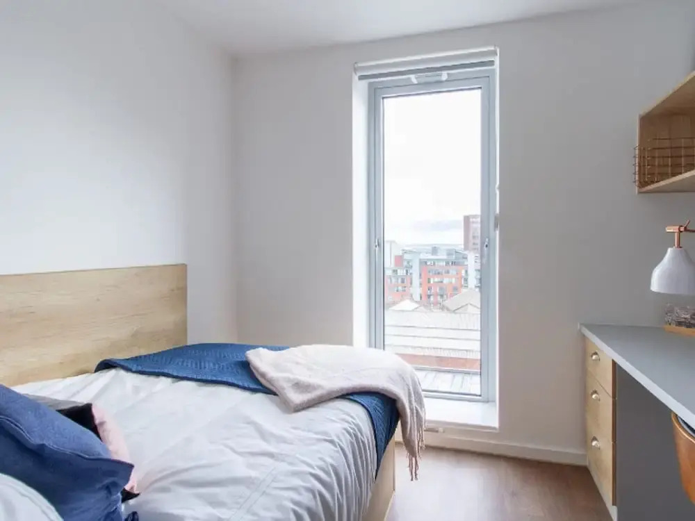 Modern Ensuite Rooms - SHEFFIELD