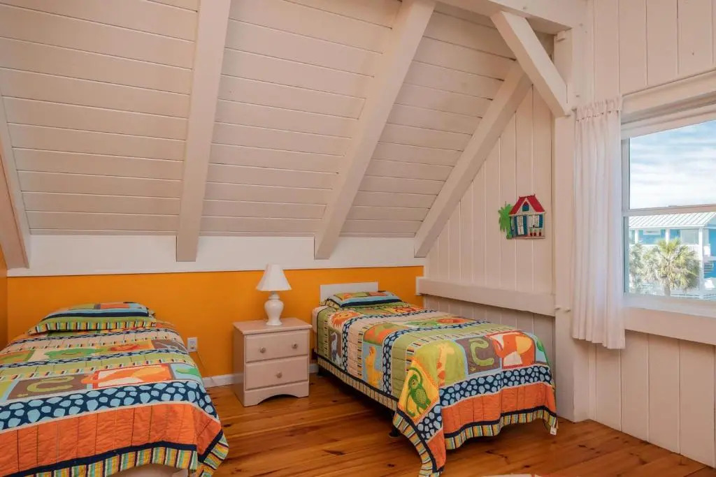 Cuddlefish by Oak Island Accommodations