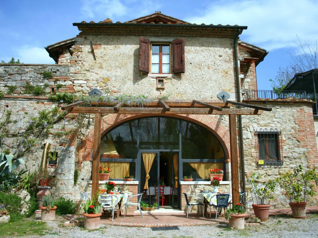 Elegant Villa in Tuscany
