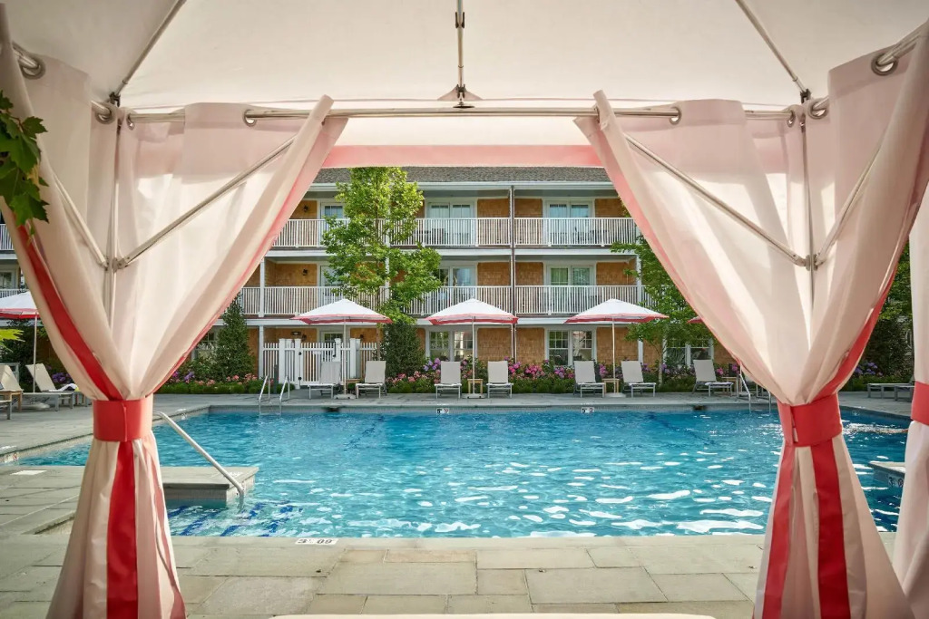 Harbor View Hotel
