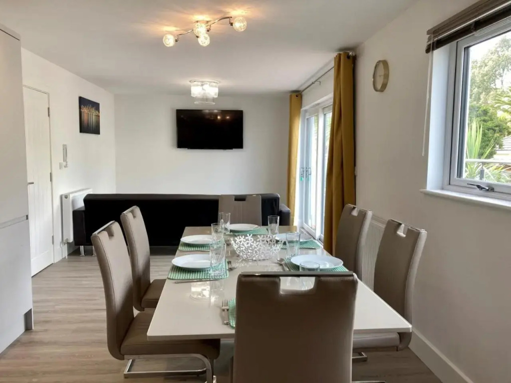 The Bay house Apartments , shanklin
