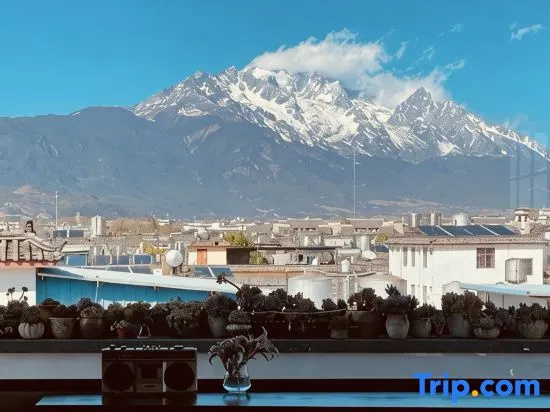 The R.D Resorts LiJiang