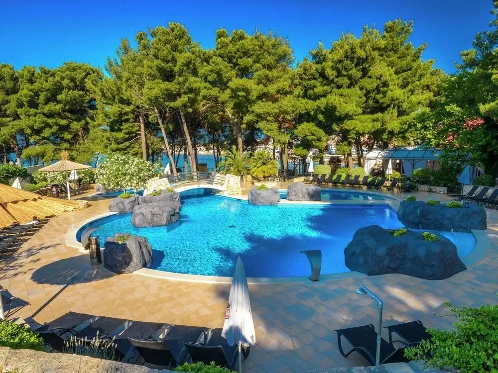 Tidy Apartment with Ac, Just 12 Km. From Sibenik