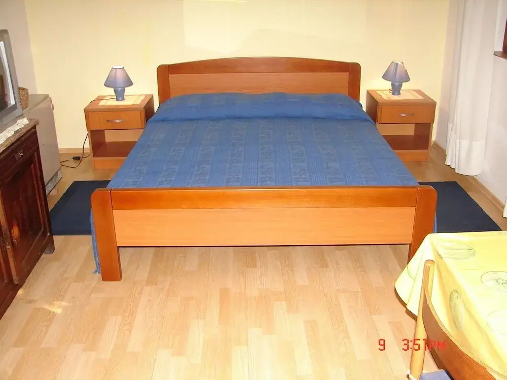 Apartments Matkov