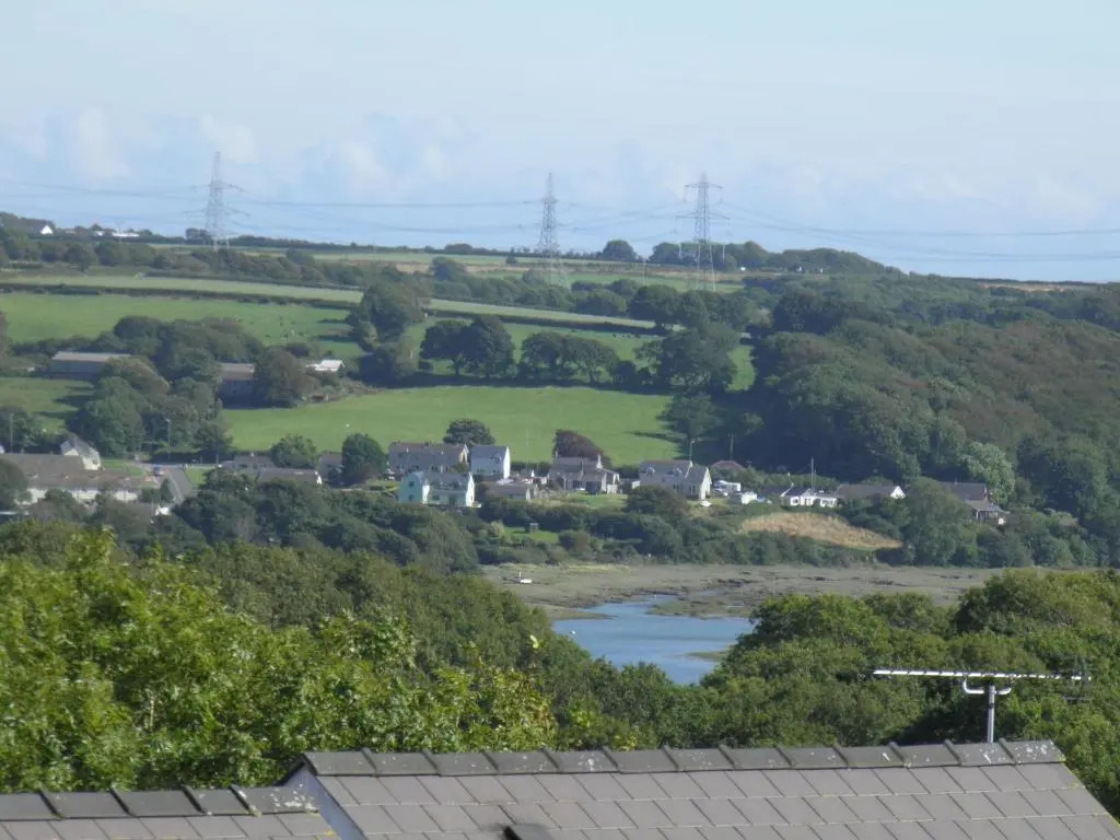 Holiday House Pembroke Dock