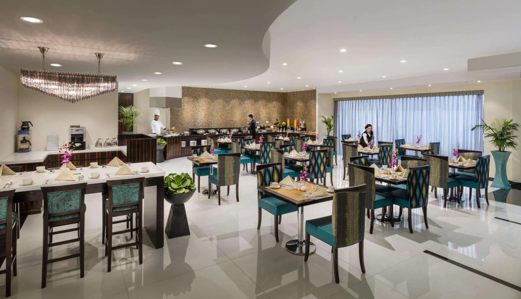 Savoy Crest Hotel Apartments