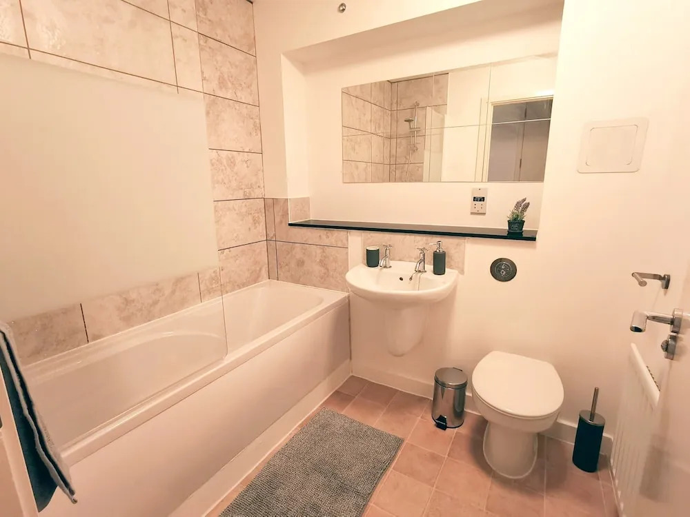MK Hub Apartment with Oak Furniture