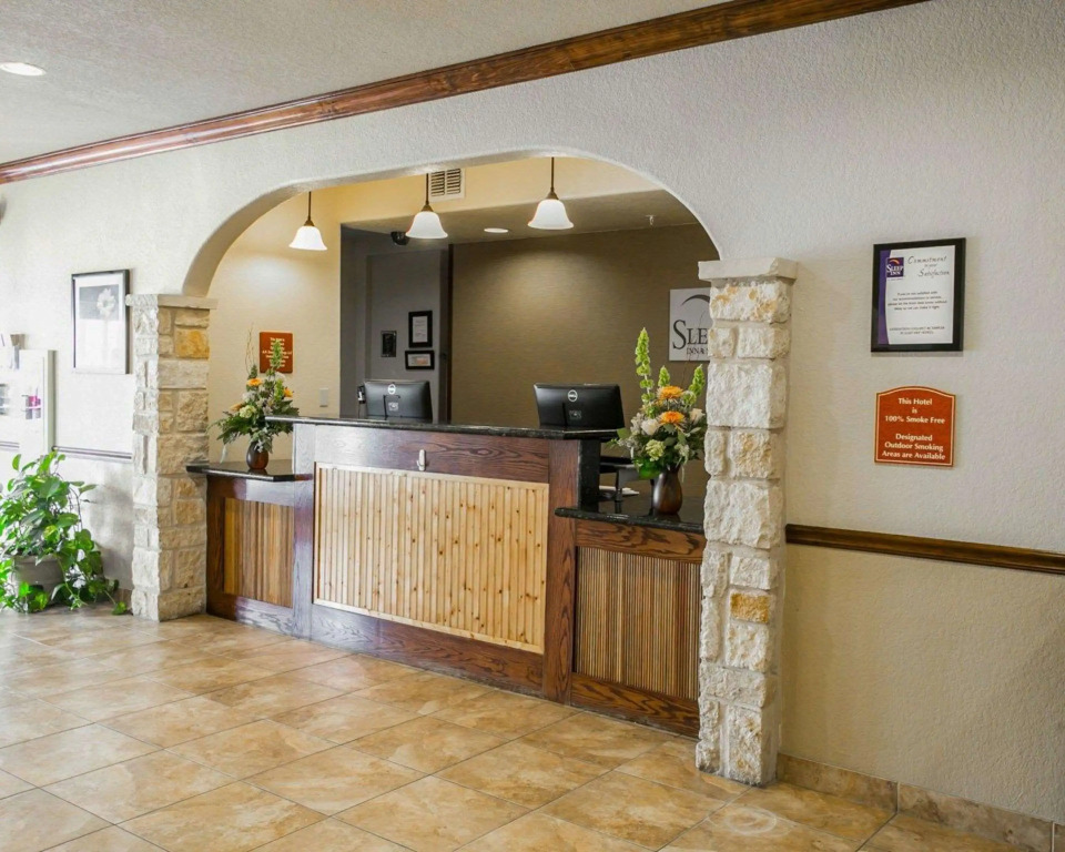 Sleep Inn & Suites Gonzales near Palmetto State Park