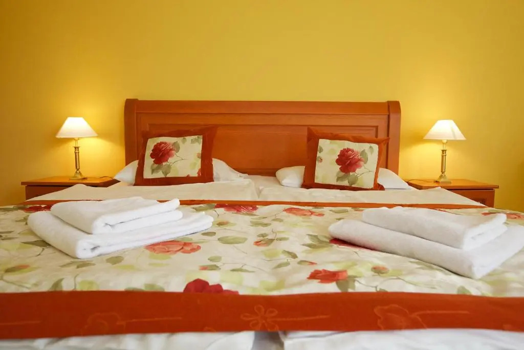 Hotel Járja