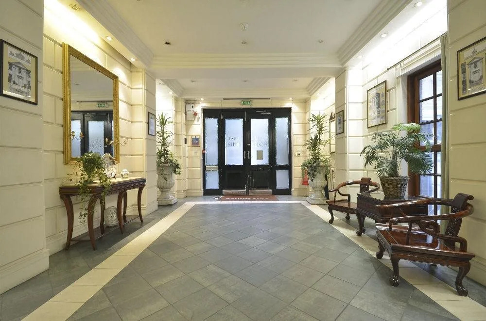 Uber London Trafalgar Apartments