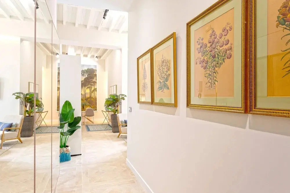 Genteel Home Plaza del Obispo