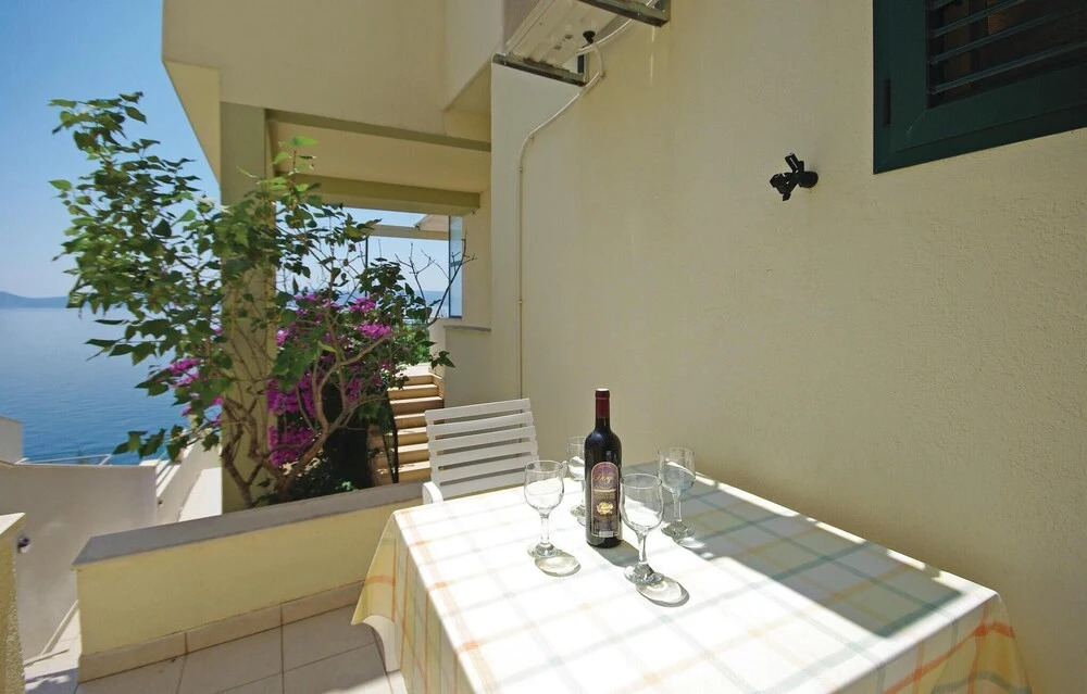 Amazing Home in Omis With Wifi and 3 Bedrooms