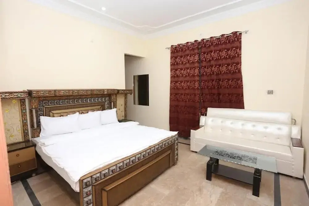 Hotel A-One
