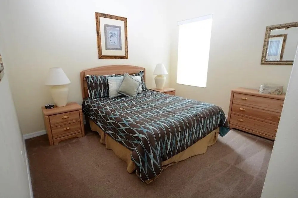 116 4-bedroom Budget Pool Home, Davenport FL