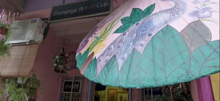 Decoupage Homestay