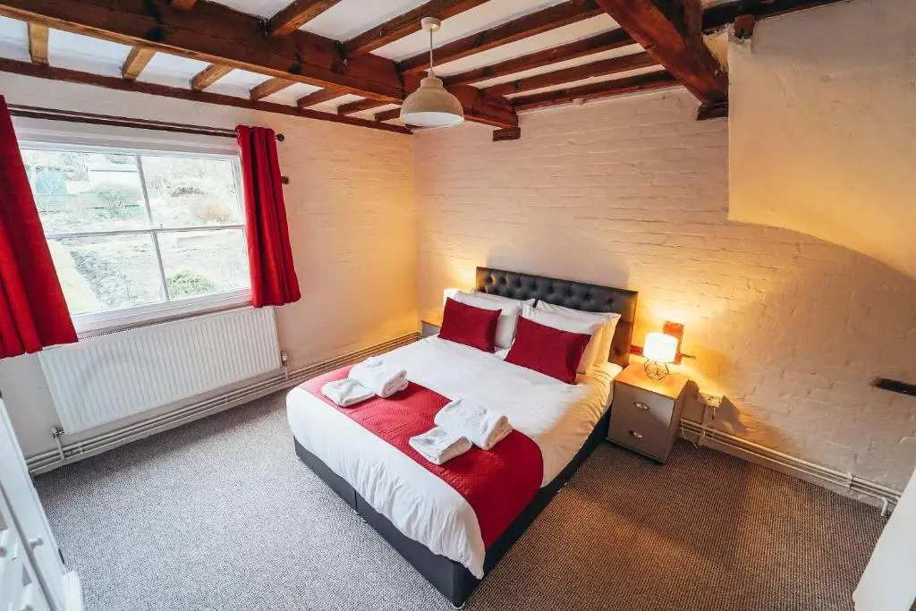 The Stay Company, Lavender Row
