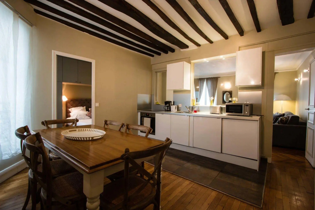 Montorgueil Apartment