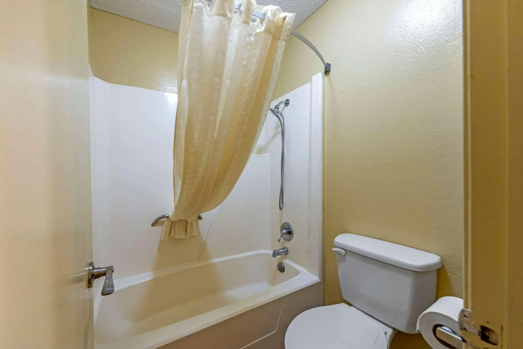 Econo Lodge Pryor