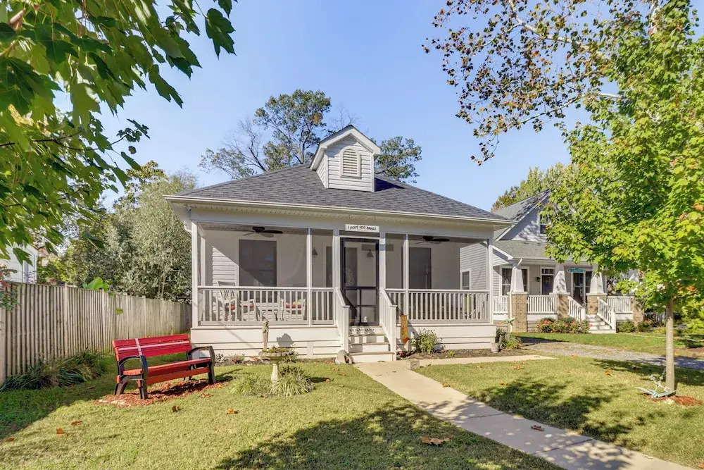 3 Blocks to Beach & Potomac River: Virginia Escape
