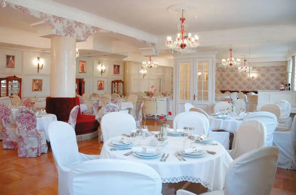 Отель Vere Palace