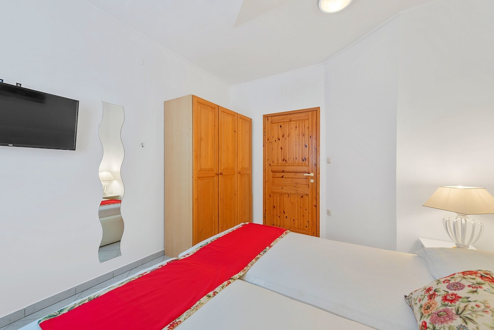 Superior Apartment Tania 11