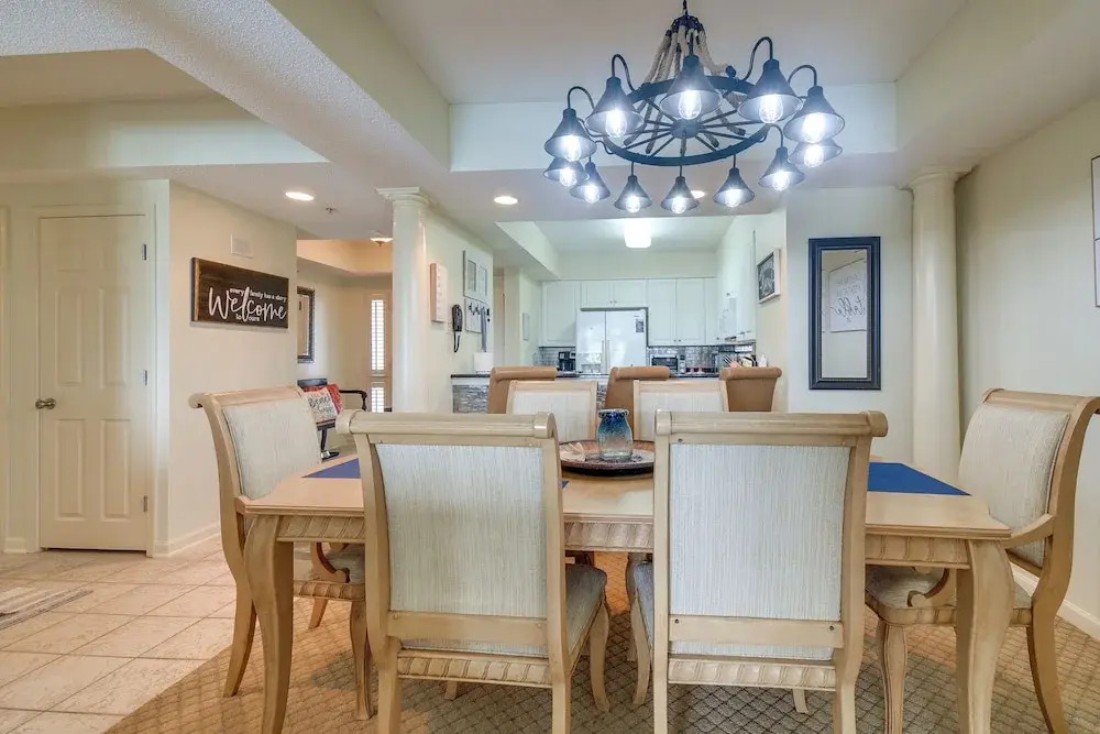Barefoot Resort Condo ~ 2 Mi to Beach Access!