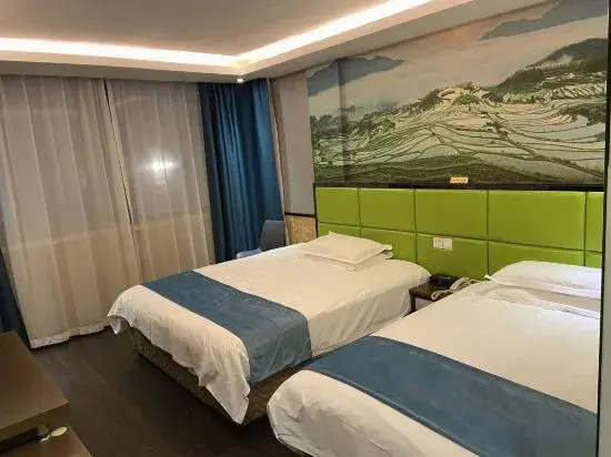 Chuangejia Yuerongzhuang Hotel (Yongkang East Bus Station Exhibition Center)