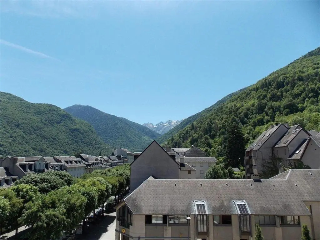Appartement Bagnères-de-Luchon, 1 pièce, 4 personnes - FR-1-313-124