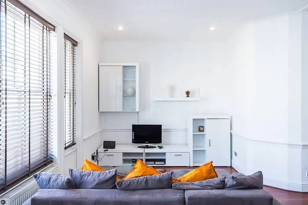 Bright stylish Nott Hill apart sleeps 6